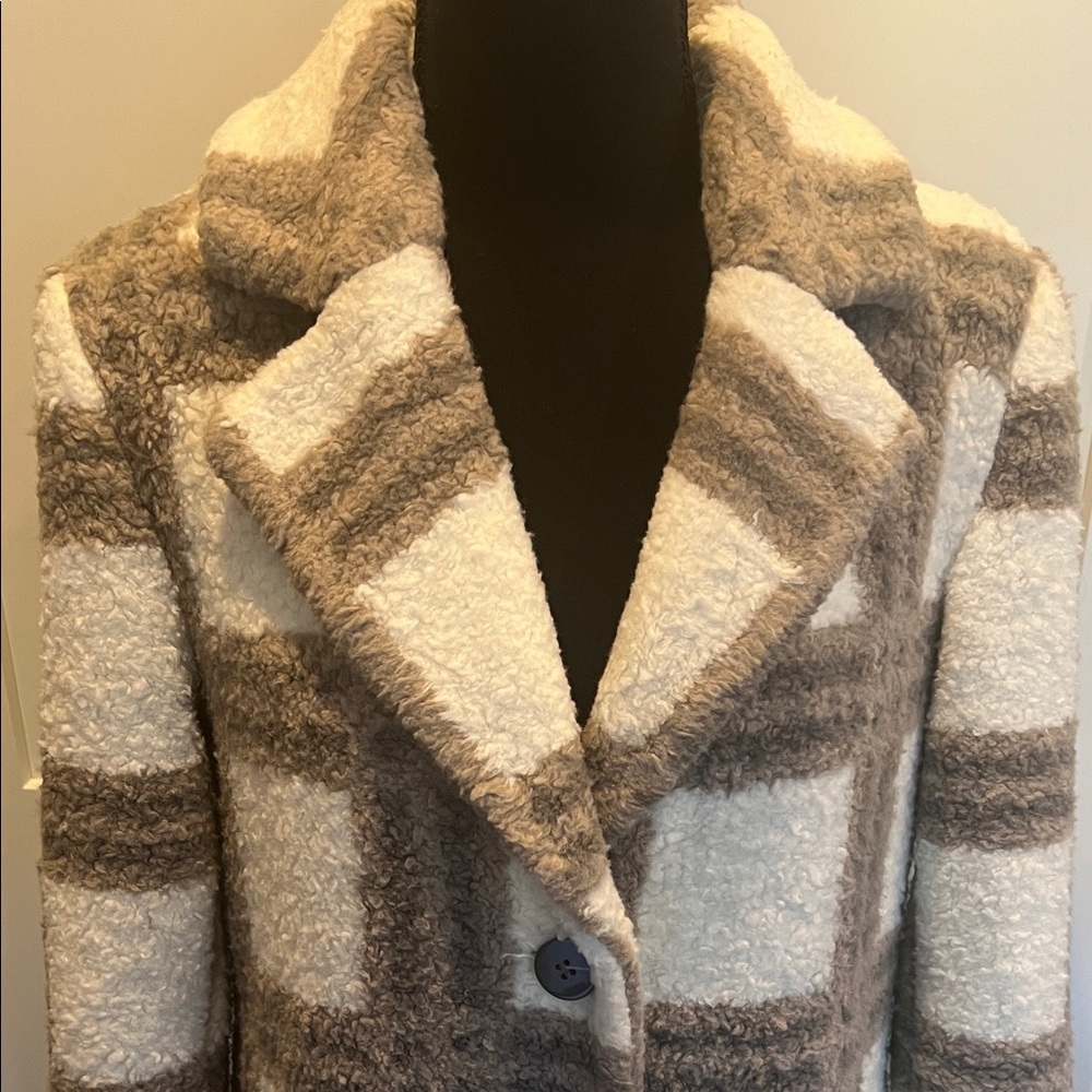 Anthropologie NVLT Tan Teddy Coat – Cream & Tan Windowpane – Size XS – EUC - Picture 3 of 10